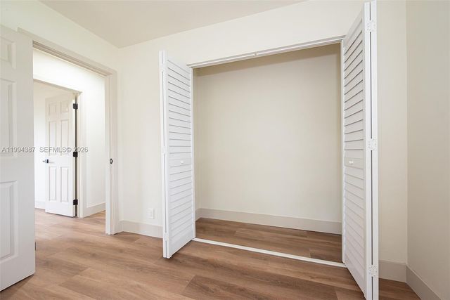 5632 SW 19th St, West Park, FL 33023