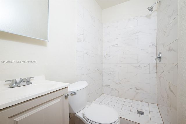 5632 SW 19th St, West Park, FL 33023