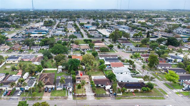 5632 SW 19th St, West Park, FL 33023