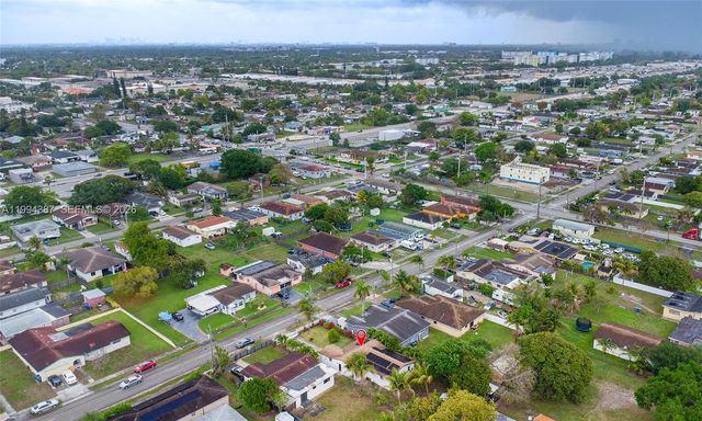 5632 SW 19th St, West Park, FL 33023