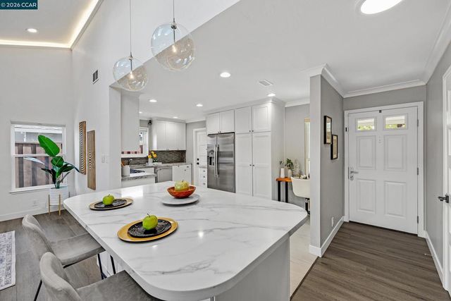 774 774 San Pablo Dr, Mountain View, CA 94043