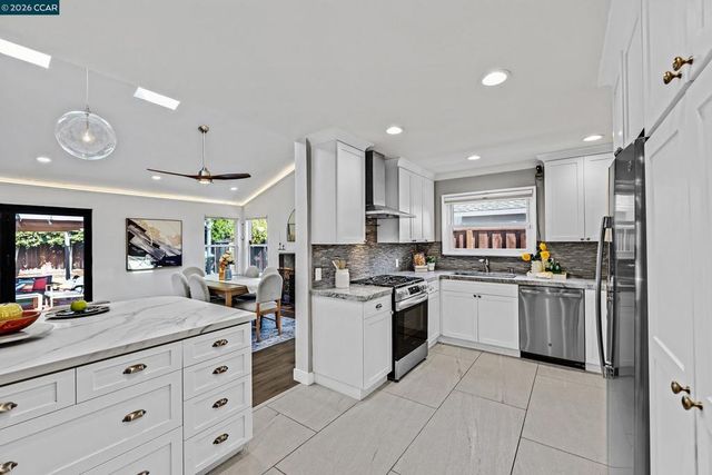 774 774 San Pablo Dr, Mountain View, CA 94043