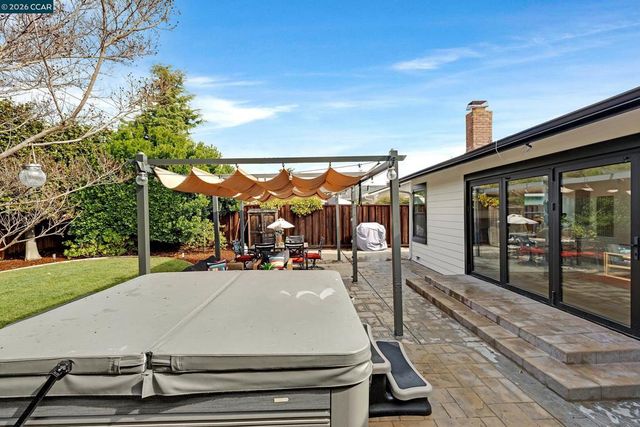 774 774 San Pablo Dr, Mountain View, CA 94043