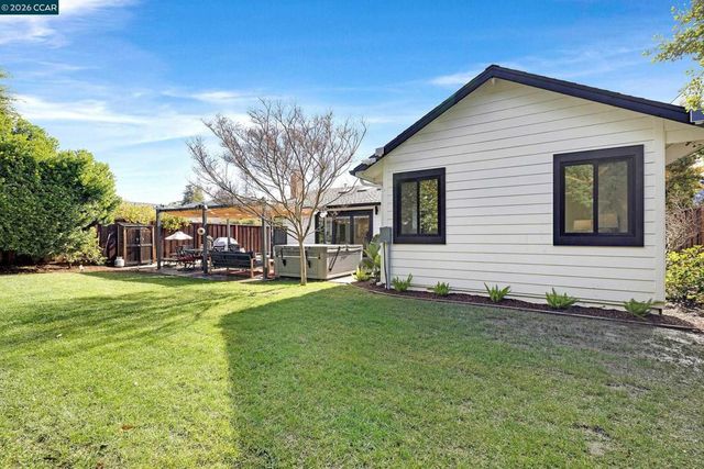 774 774 San Pablo Dr, Mountain View, CA 94043