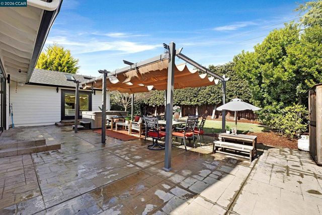 774 774 San Pablo Dr, Mountain View, CA 94043