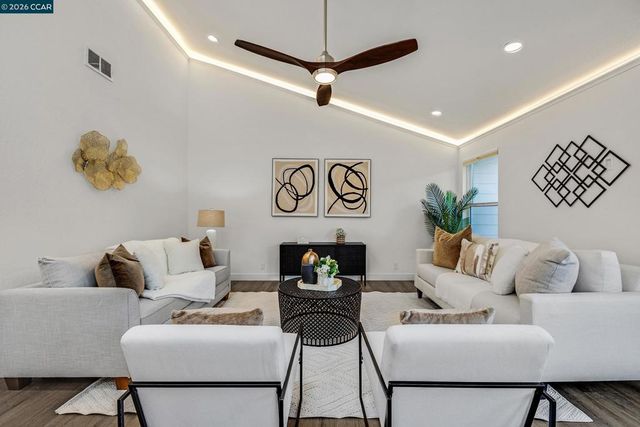 774 774 San Pablo Dr, Mountain View, CA 94043