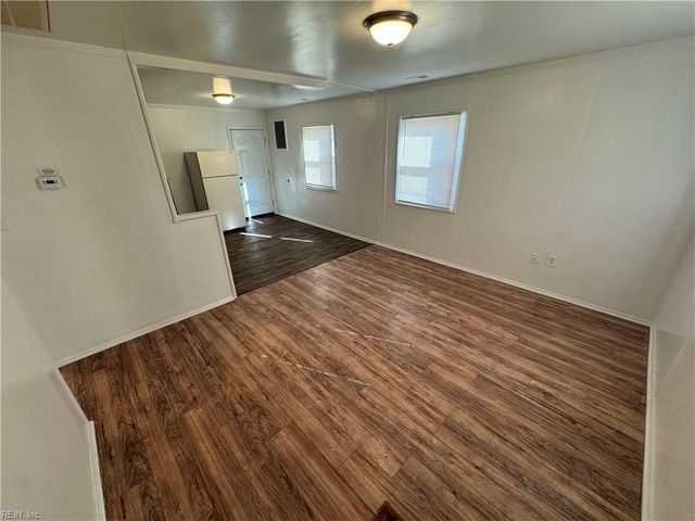 434 Ford RD, Hampton, VA 23663