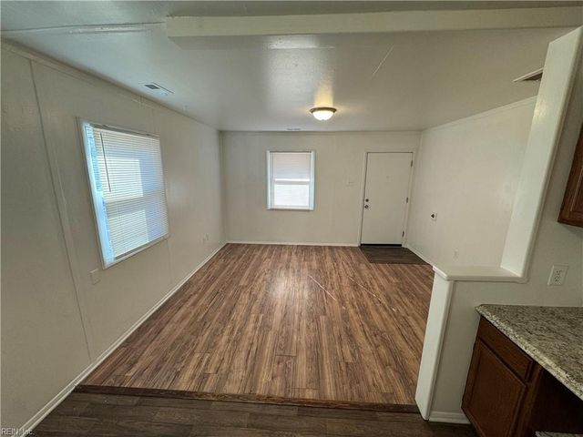 434 Ford RD, Hampton, VA 23663