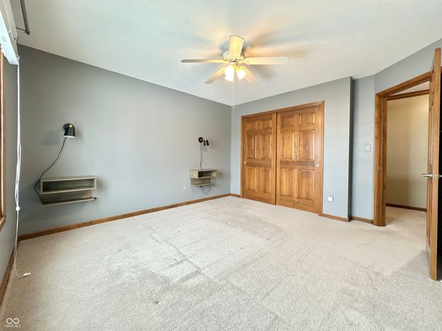 9233 Lakewind Court, Indianapolis, IN 46256