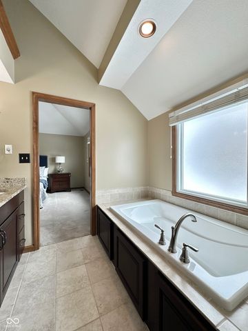 9233 Lakewind Court, Indianapolis, IN 46256