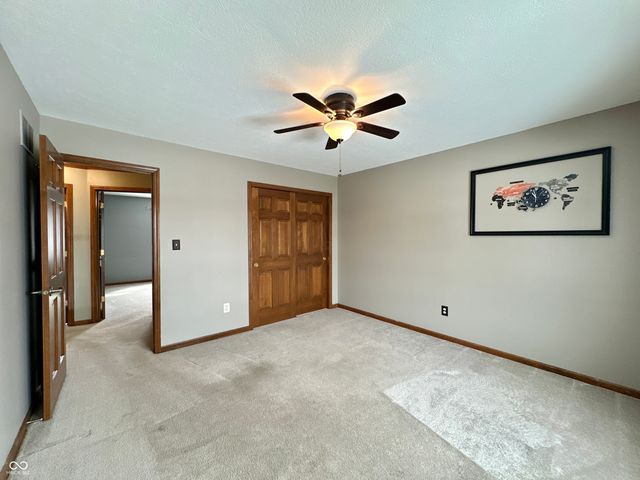 9233 Lakewind Court, Indianapolis, IN 46256