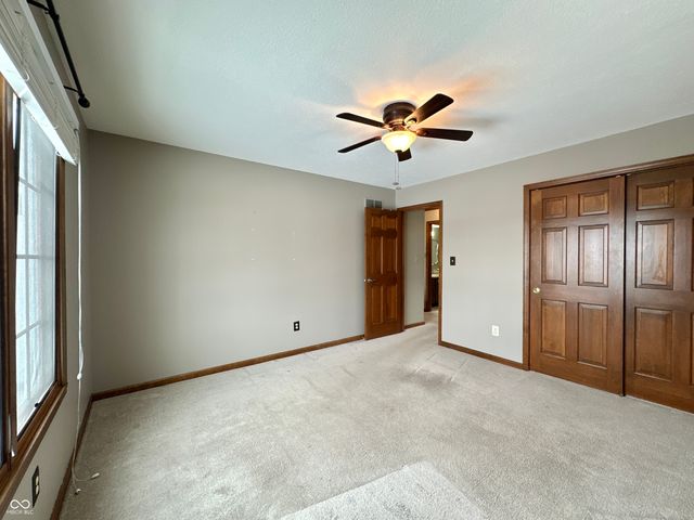9233 Lakewind Court, Indianapolis, IN 46256