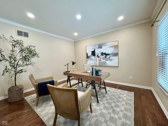 9233 Lakewind Court, Indianapolis, IN 46256