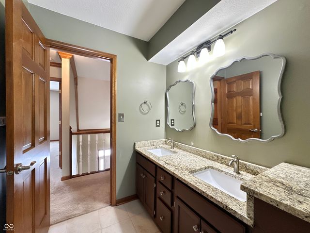 9233 Lakewind Court, Indianapolis, IN 46256