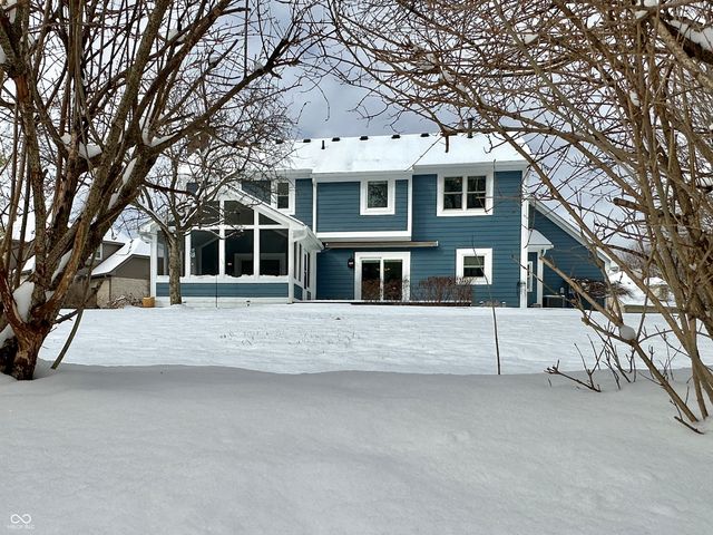 9233 Lakewind Court, Indianapolis, IN 46256