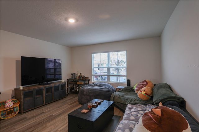 5242 SCRUB MINT LANE, Apopka, FL 32712