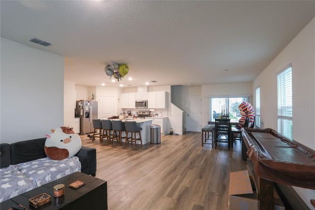 5242 SCRUB MINT LANE, Apopka, FL 32712