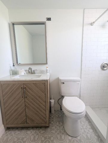 57 Andover C, West Palm Beach, FL 33417