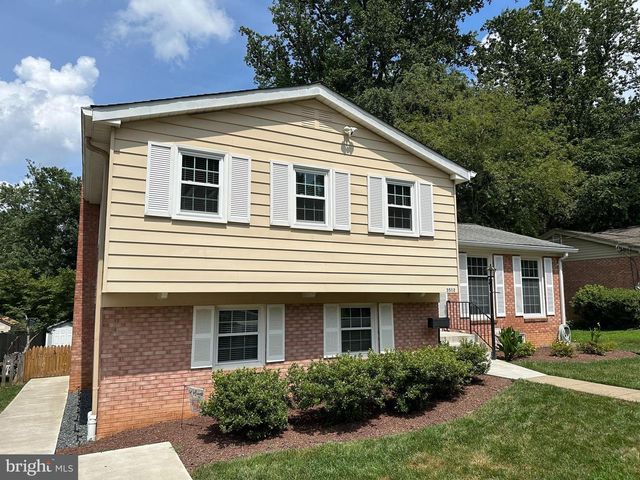 3512 QUEEN ANNE DR, Fairfax, VA 22030