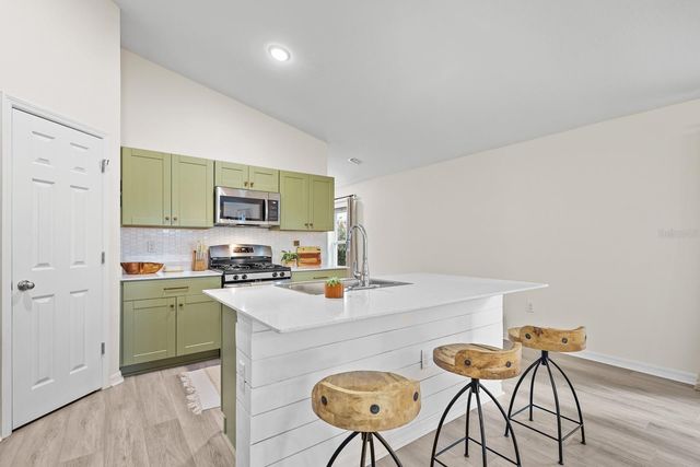 14615 BRUMBY RIDGE AVENUE, Lithia, FL 33547