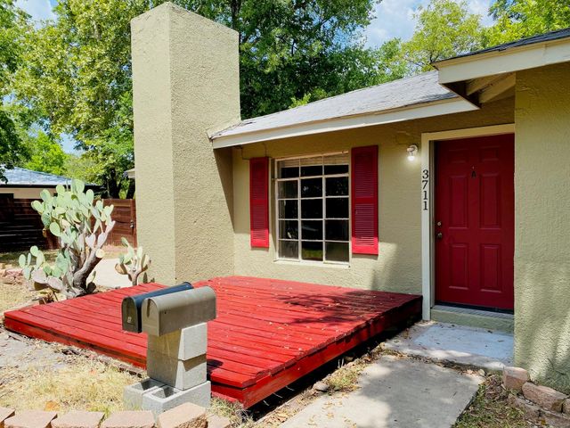 3711 Vineland DR A, Austin, TX 78722