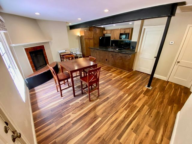 3711 Vineland DR A, Austin, TX 78722