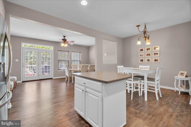 4 HURFF CT, Swedesboro, NJ 08085