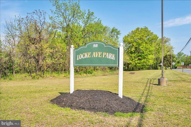 4 HURFF CT, Swedesboro, NJ 08085
