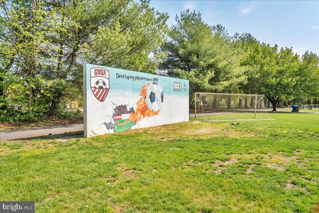 4 HURFF CT, Swedesboro, NJ 08085