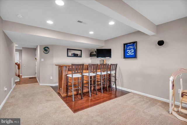 4 HURFF CT, Swedesboro, NJ 08085