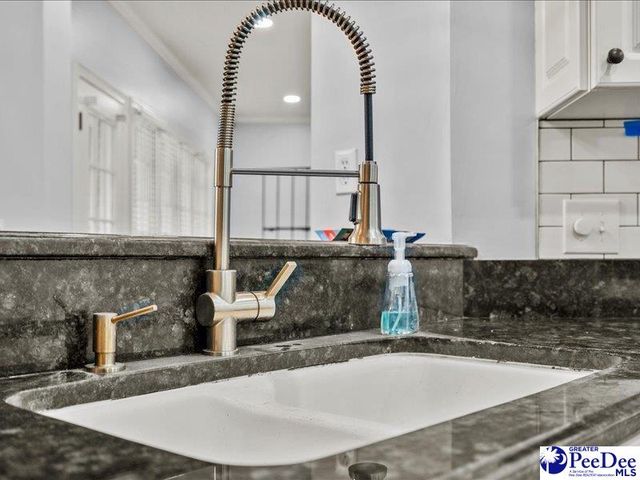 228 Ames Bury Pointe, Florence, SC 29501