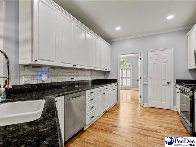 228 Ames Bury Pointe, Florence, SC 29501
