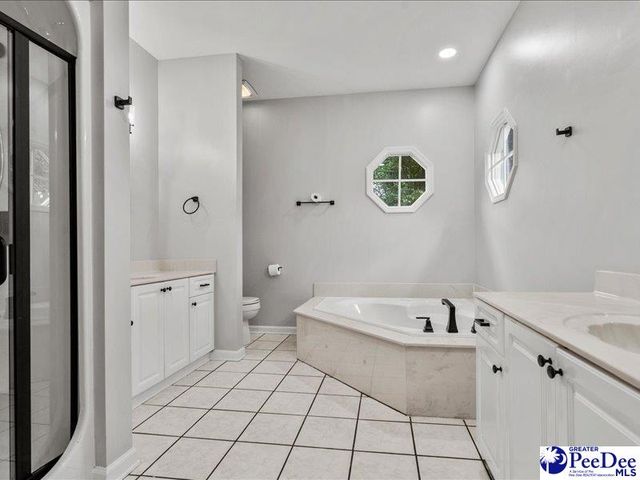 228 Ames Bury Pointe, Florence, SC 29501