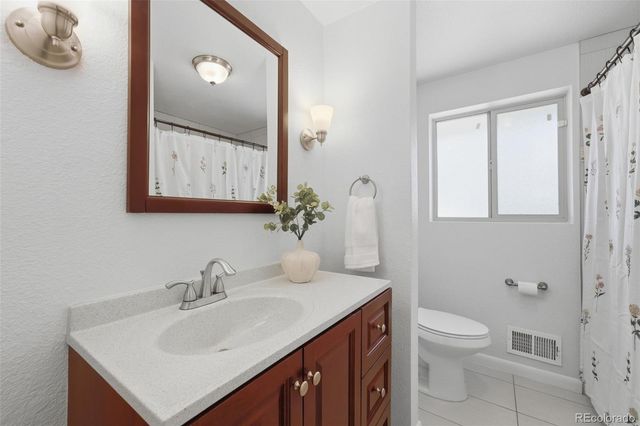 645 Cody Court, Lakewood, CO 80215