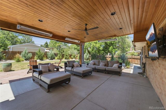 645 Cody Court, Lakewood, CO 80215