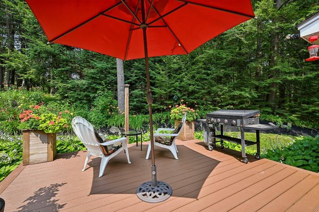 15 Emerald Drive, Danville, NH 03819
