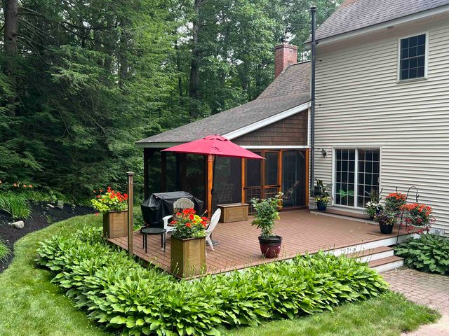 15 Emerald Drive, Danville, NH 03819