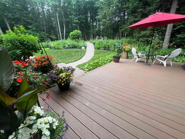 15 Emerald Drive, Danville, NH 03819