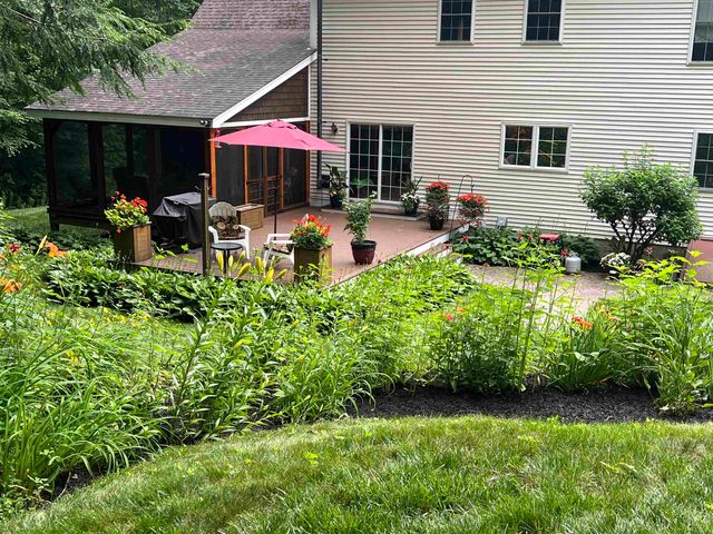 15 Emerald Drive, Danville, NH 03819