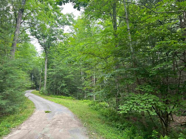 15 Emerald Drive, Danville, NH 03819