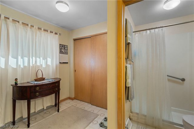 415 Valeside Avenue NE, Massillon, OH 44646