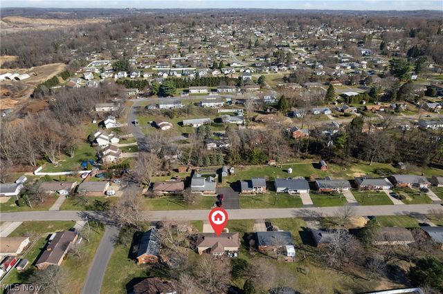 415 Valeside Avenue NE, Massillon, OH 44646