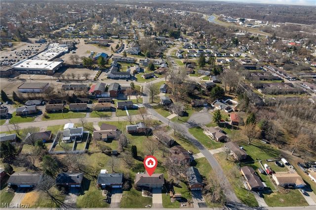 415 Valeside Avenue NE, Massillon, OH 44646