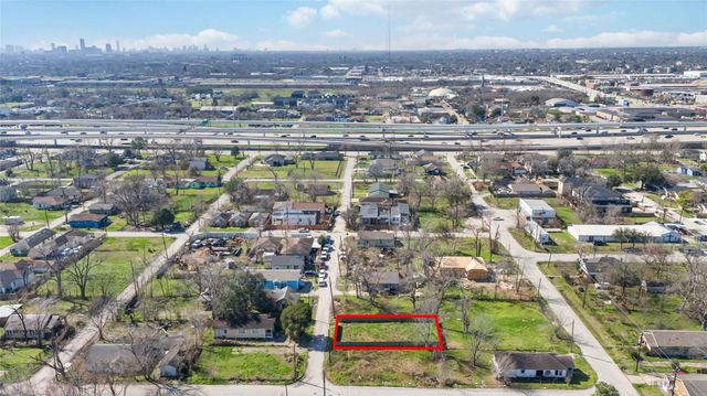 3213 Delia Street, Houston, TX 77026