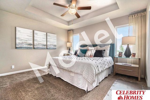 7918 N 113 Avenue, Omaha, NE 68142