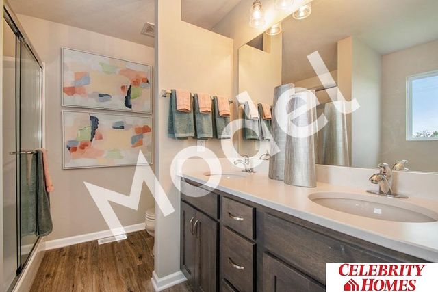 7918 N 113 Avenue, Omaha, NE 68142