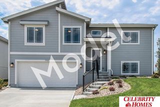 7918 N 113 Avenue, Omaha, NE 68142