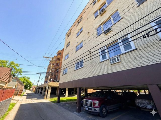 7840 W North Avenue 2K, Elmwood Park, IL 60707