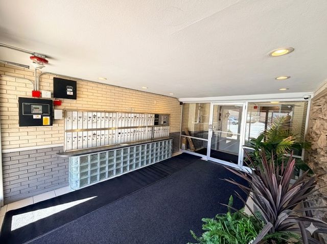 7840 W North Avenue 2K, Elmwood Park, IL 60707