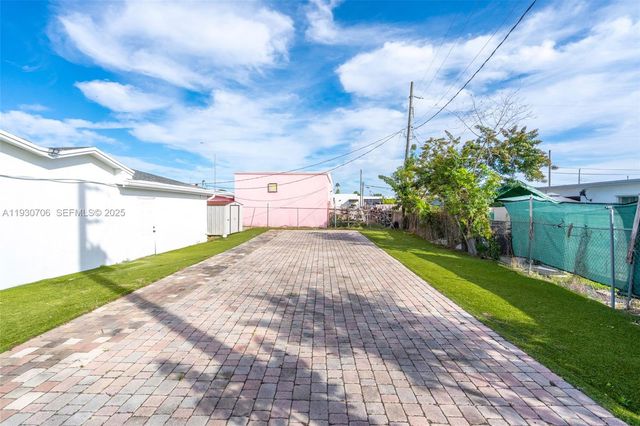 8930 SW 40th Street, Miami, FL 33165